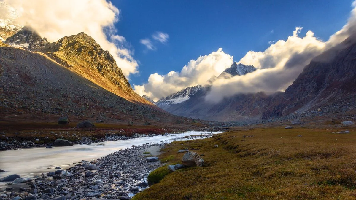 Hampta Pass Trek Expedition
